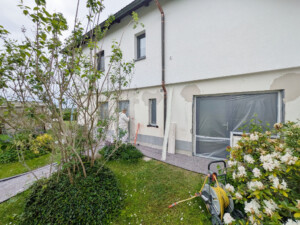 Projekt 80:<br> Fassadenbearbeitung KG