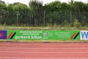 Neue Bandenwerbung in Burghaslach