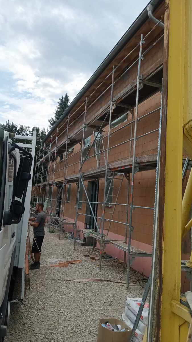 Projekt-142-Aussenputz-zwei-Doppelhaushaelften-1